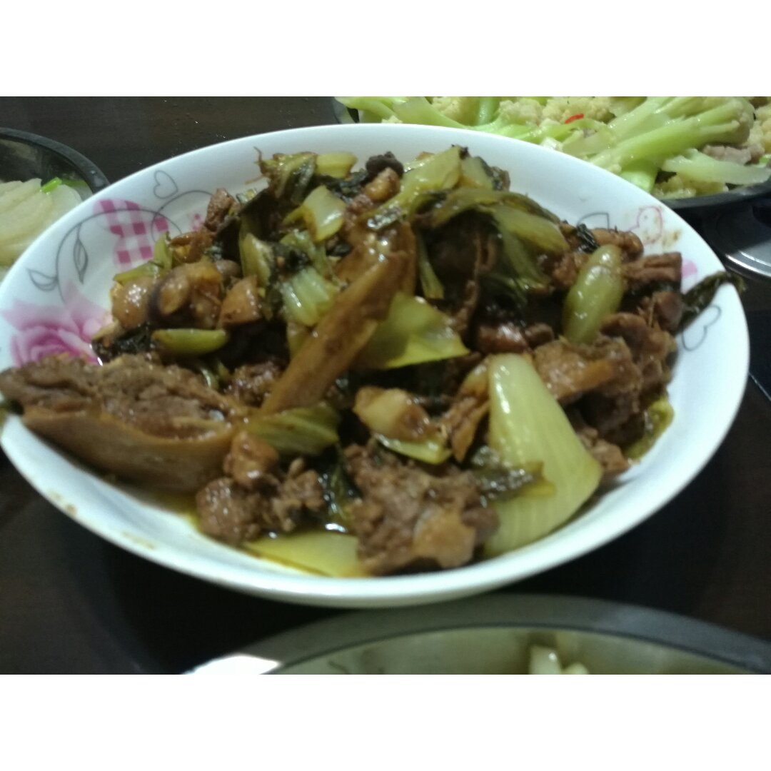 酸菜鸭