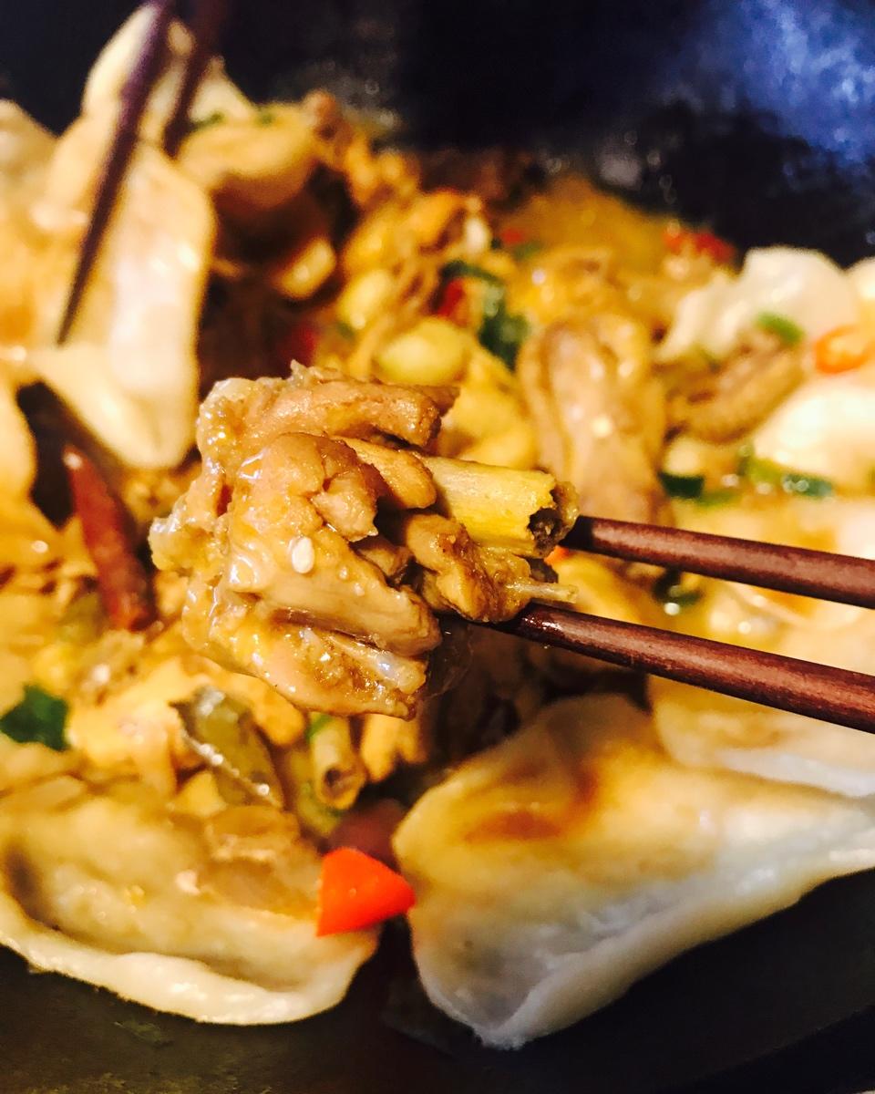 地锅鸡+自制红油【曼食慢语】