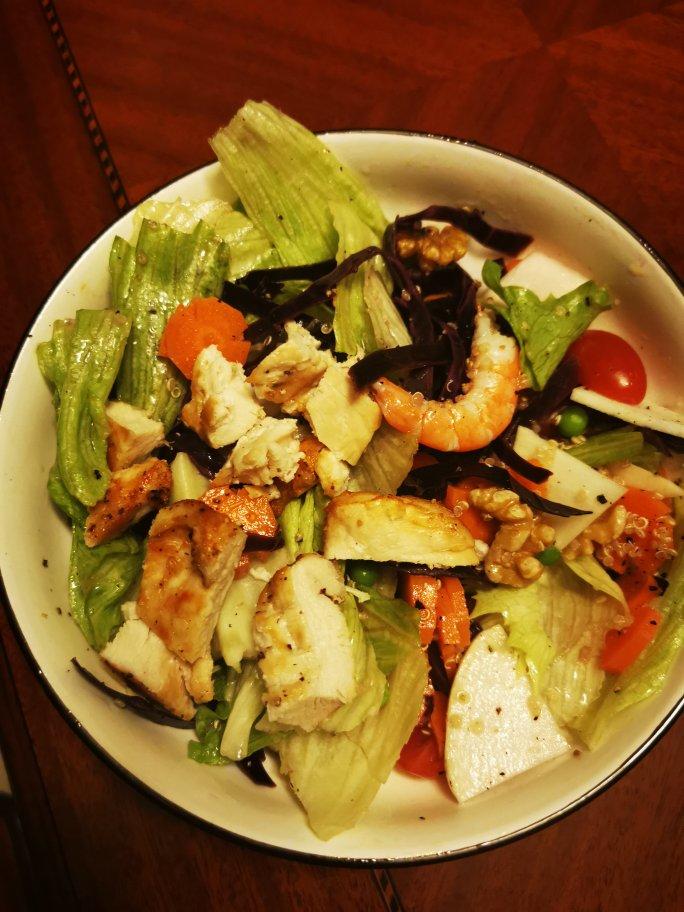 完美🥗沙拉公式—健康低脂—鸡胸肉藜麦沙拉
