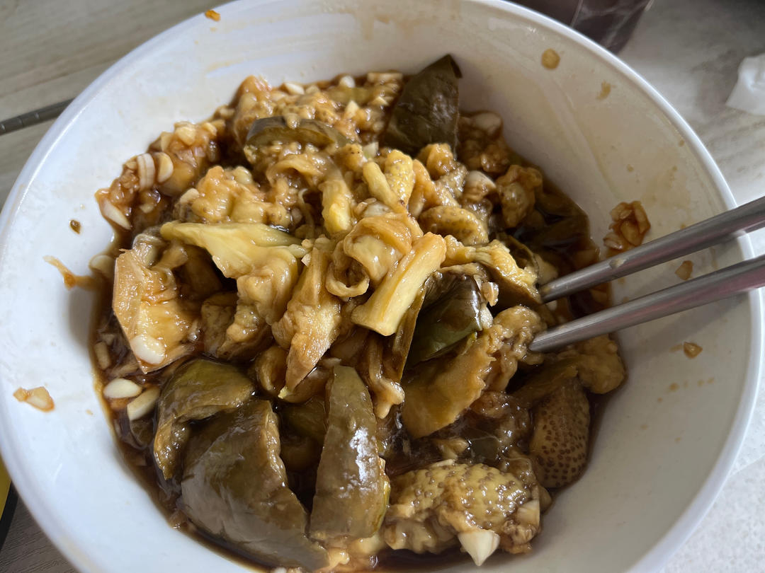 凉拌蒜泥茄子(简单版)