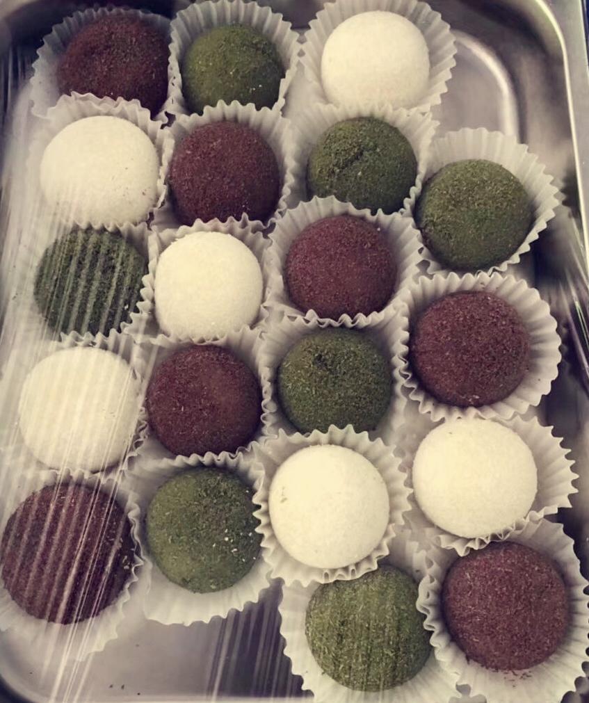 黑芝麻馅的棷蓉糥米糍