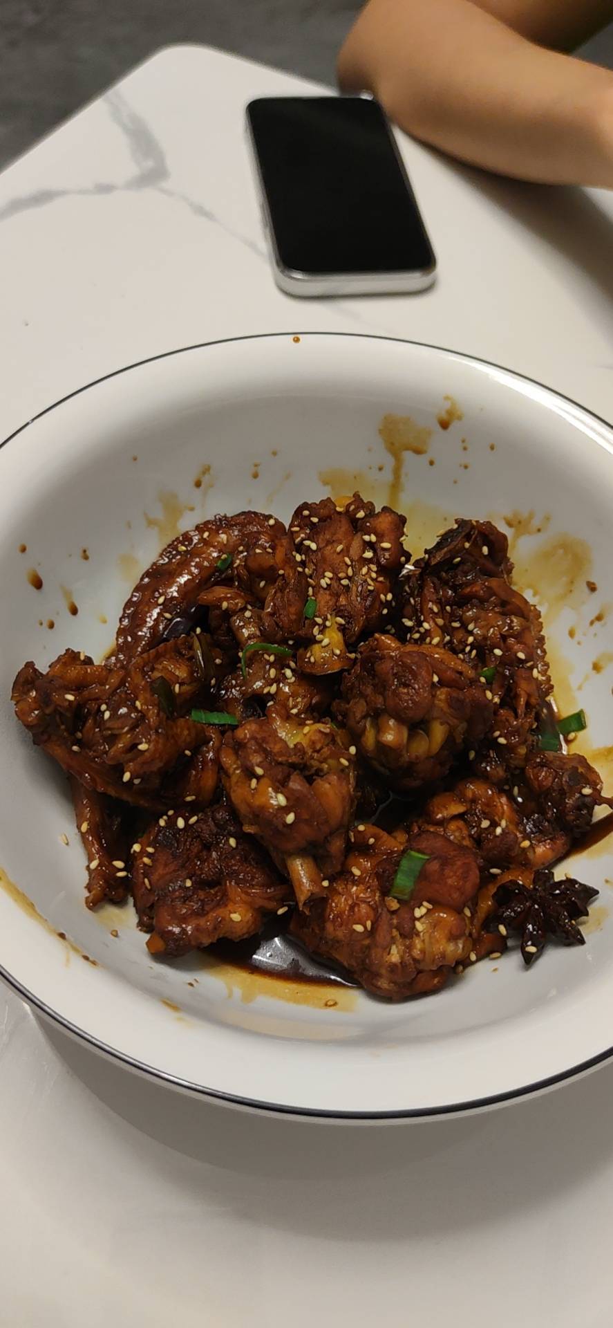 妈妈家的味道，吃了停不下来的红烧鸡翅