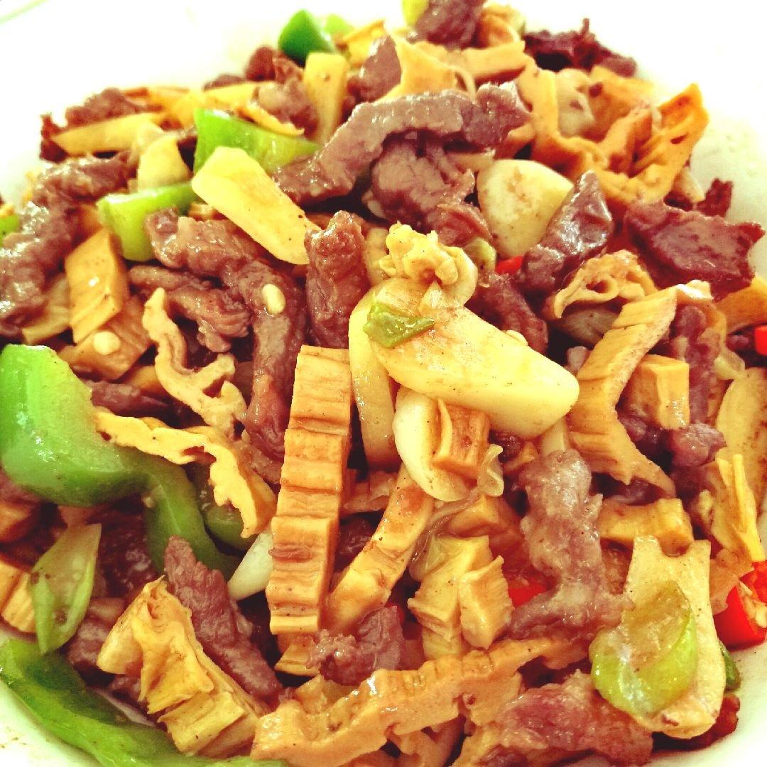 酸笋炒牛肉