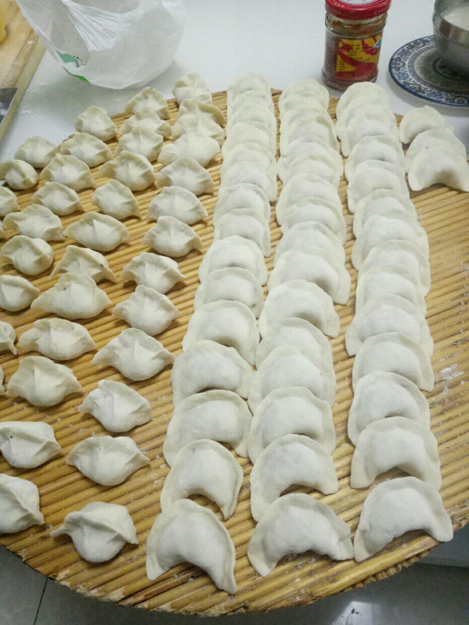 荠菜鲜肉水饺