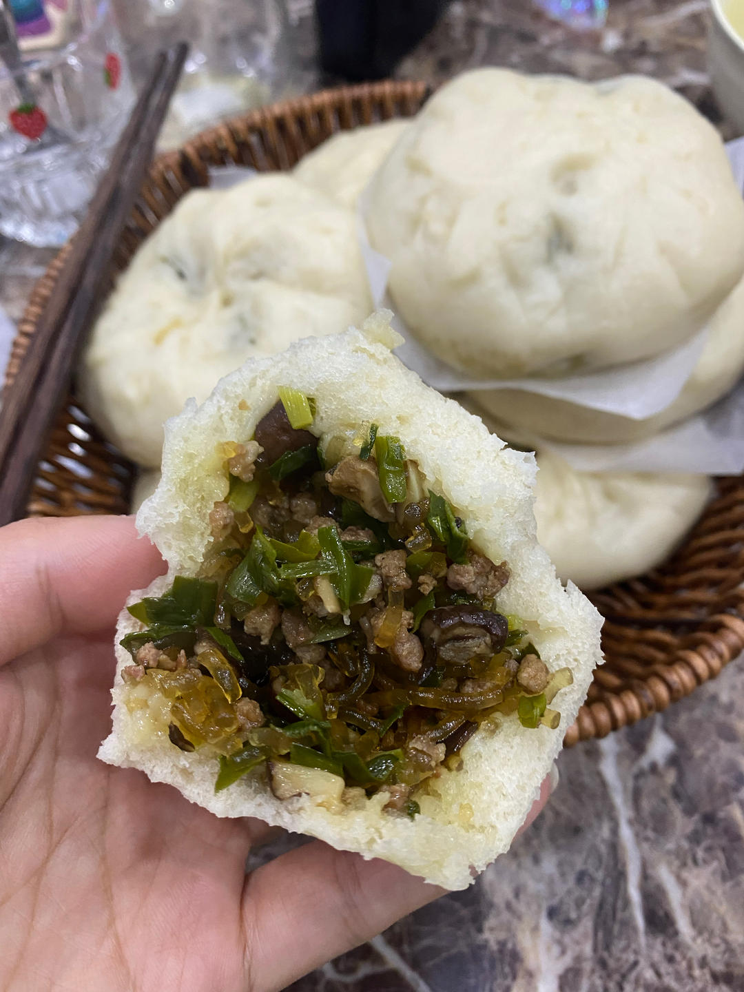 皮薄馅儿大的粉丝肉末包子（馅料做法）