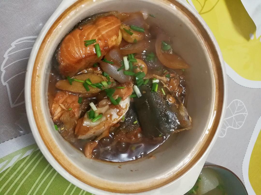 这么做《中餐厅》里的砂锅鱼头煲，超简单！