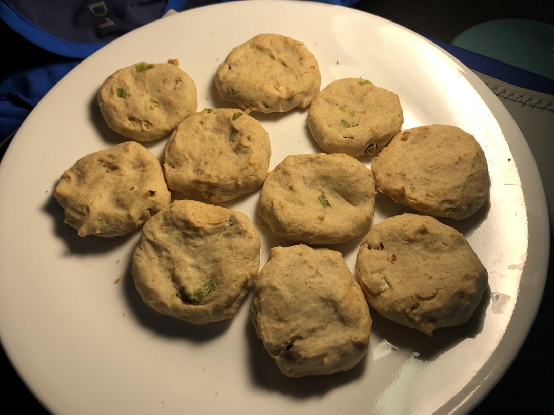 【小高姐】香葱饼干 材料做法都简单的酥软饼干