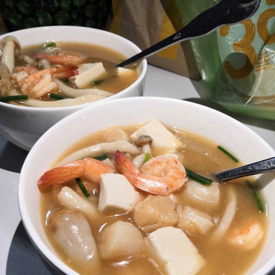 瑶柱大虾菌菇汤