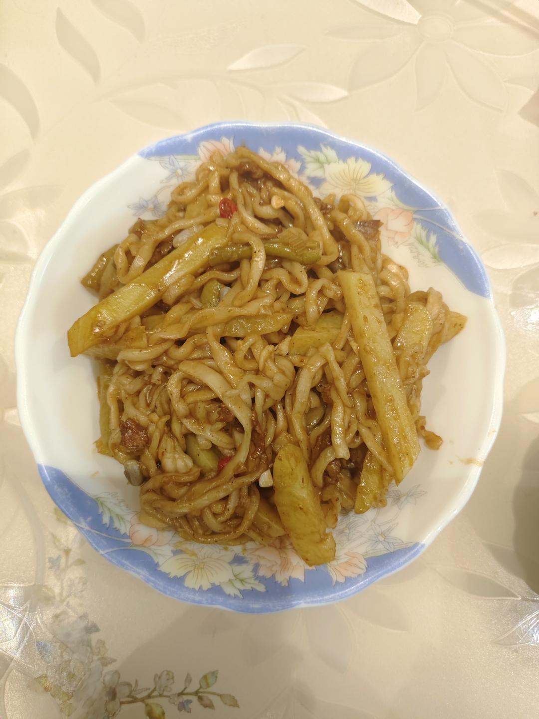 豆角焖面