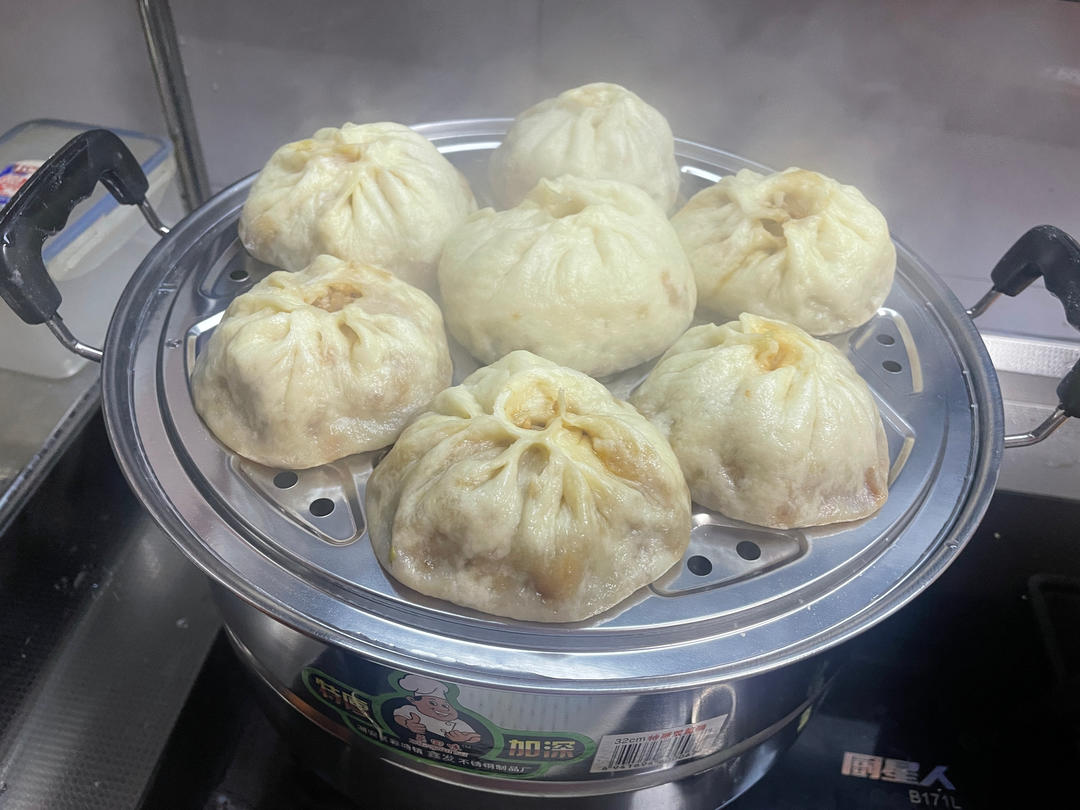 家庭版猪肉大葱包子（喷香多汁）
