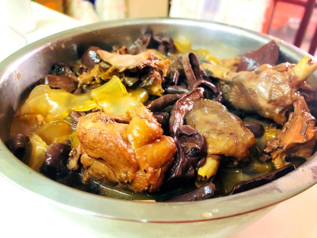 小鸡炖蘑菇