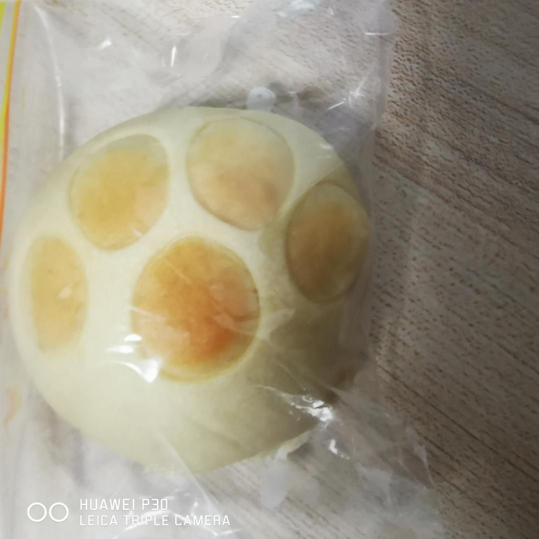 猫爪椰蓉面包——欧克皮的简单装饰