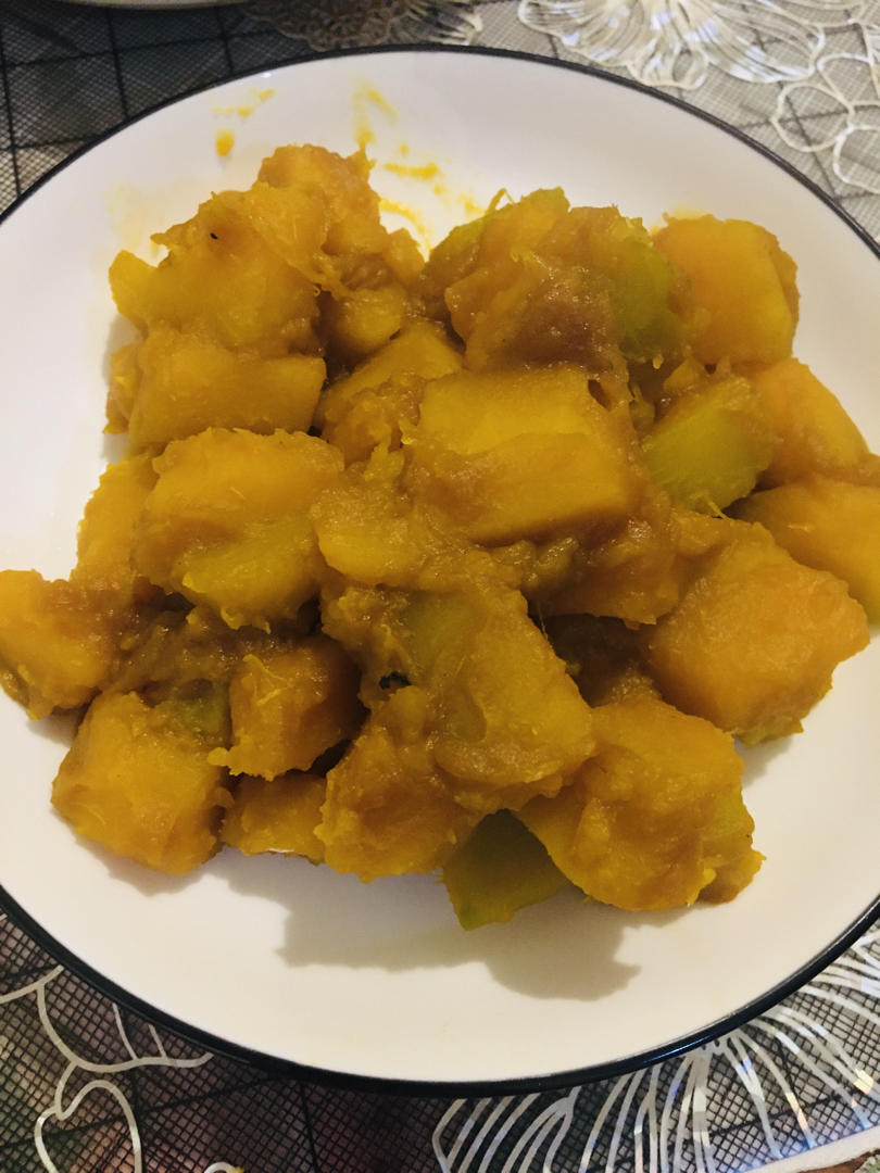 猪肉都不换的焖南瓜～吃起来糯糯甜甜咸咸的！