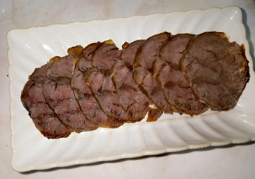 先熬卤汤后卤肉的五香酱卤牛肉（附蘸料配方➕老卤汤保存方法）