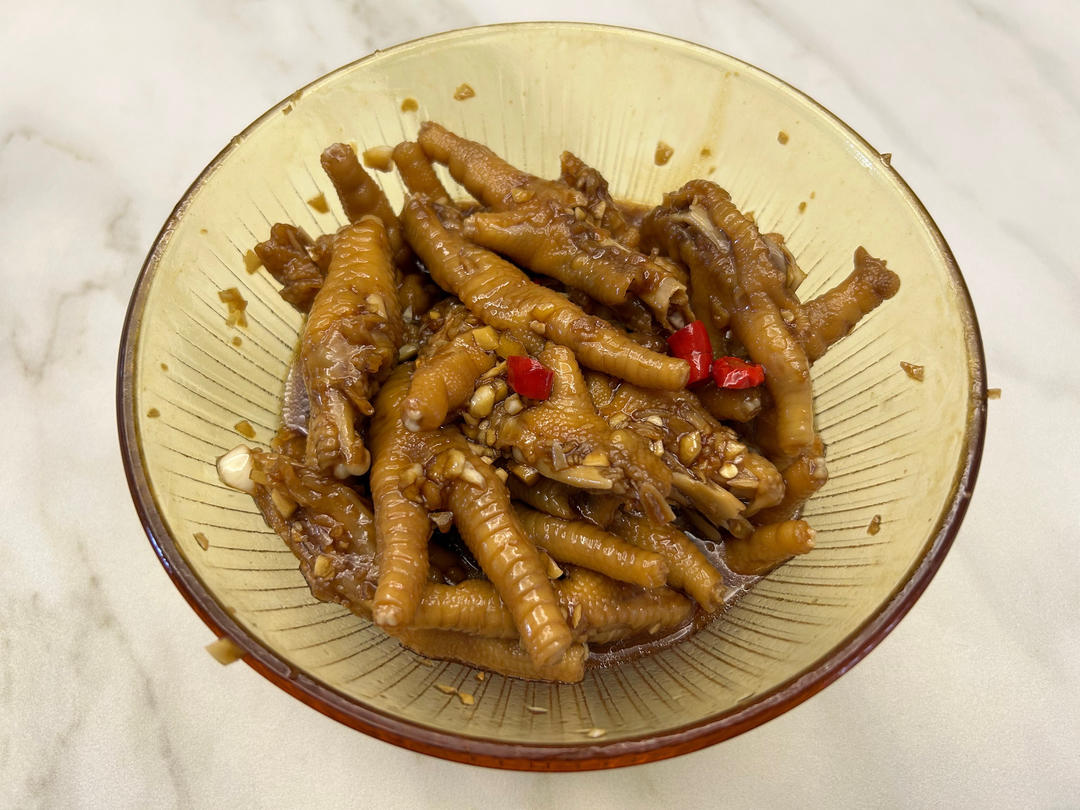 卖了十几年鸡爪的阿姨教我做的蒜香鸡爪