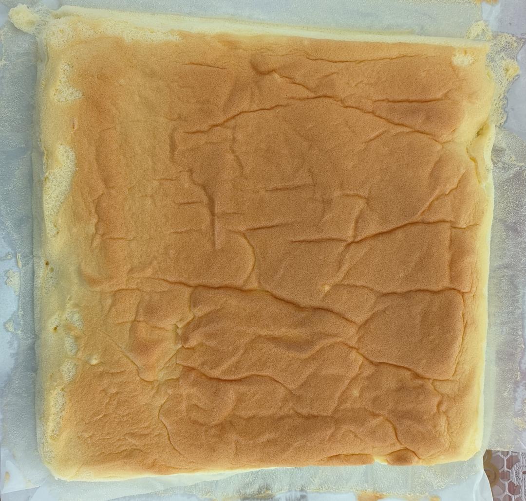 蛋糕卷这样做‼️不掉皮不开裂（小视频食谱）