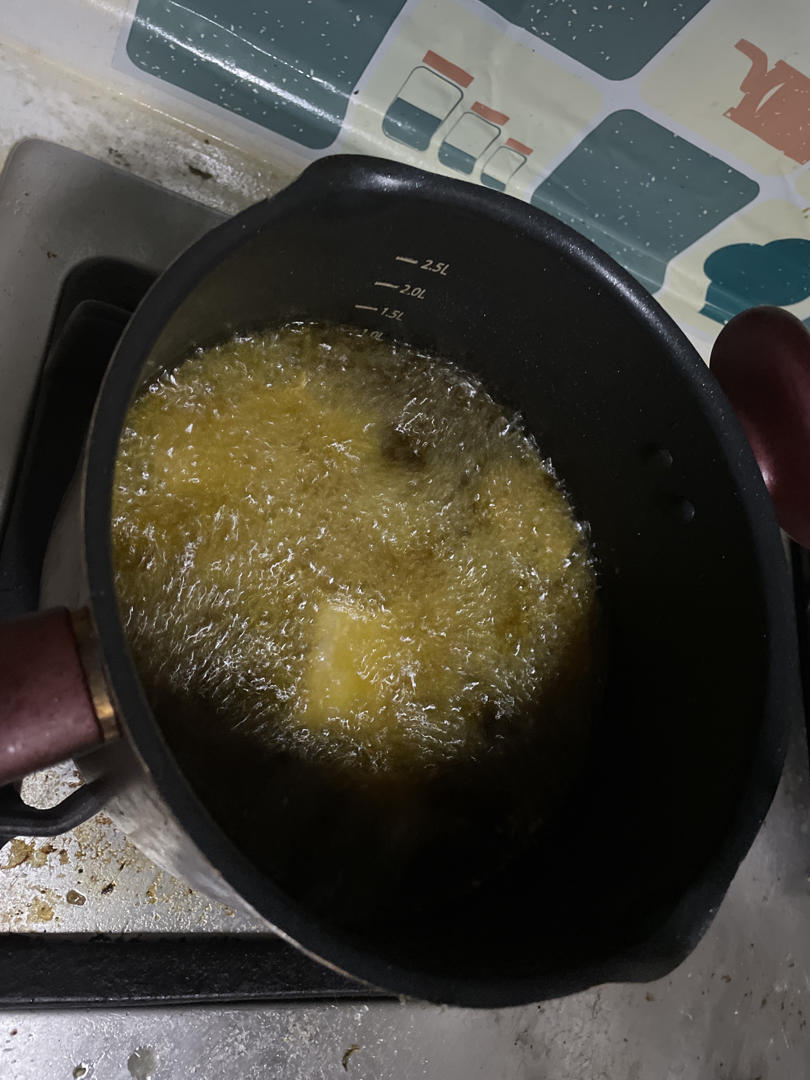 炸带鱼段(一点小窍门油就不浑了)