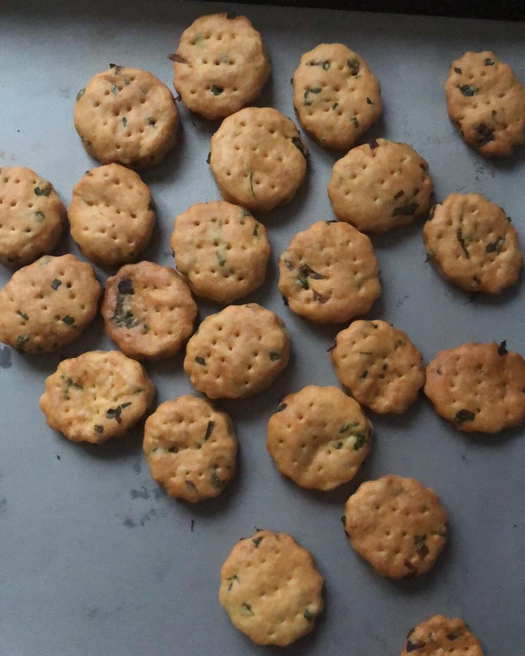 嘎嘣脆——香葱苏打饼干