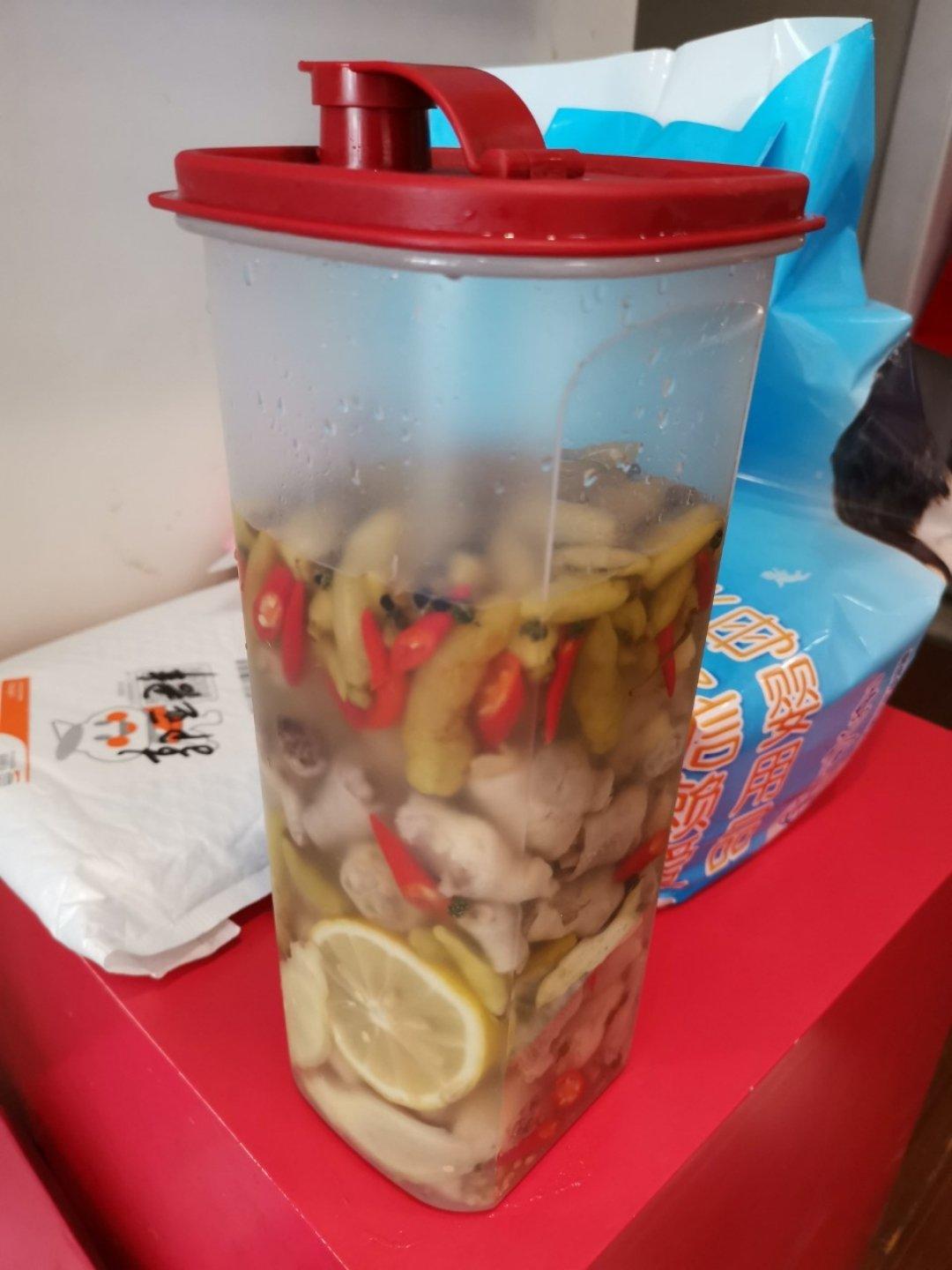 柠檬泡椒凤爪
