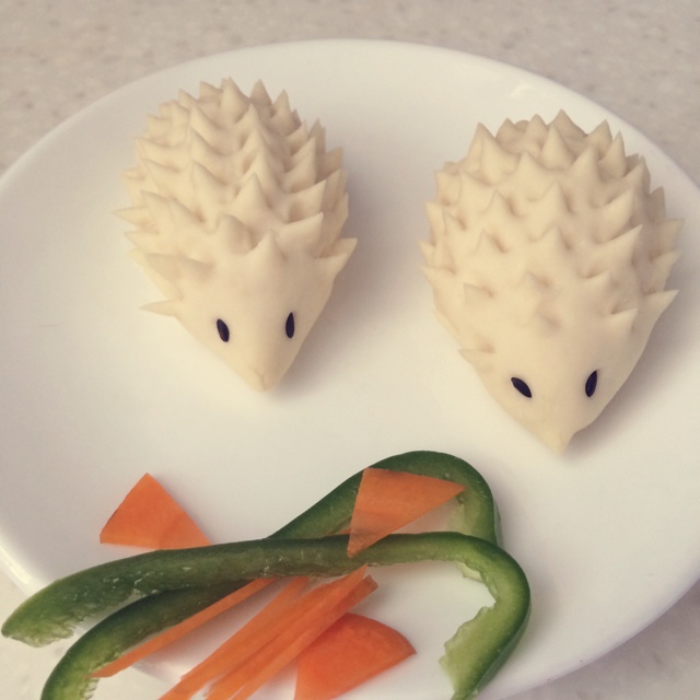 赵乐83118做的小刺猬馒头