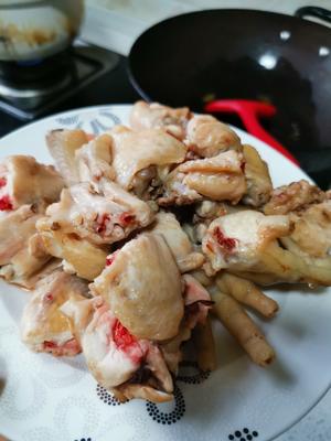 达妈煮艺食间☞蒙古人做的新疆大盘鸡＋扯面的做法 步骤3