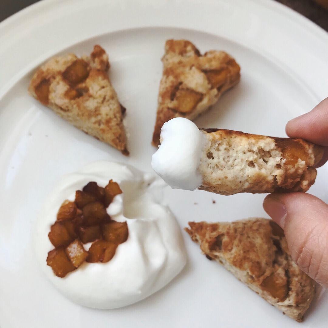 椰子油苹果司康