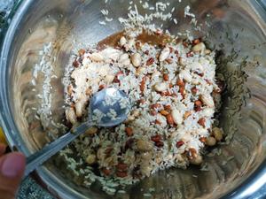超好吃的猪大肠酿糯米的做法 步骤3
