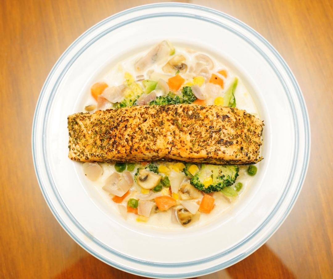 三文鱼田园豆浆炖杂蔬【健康一锅端】