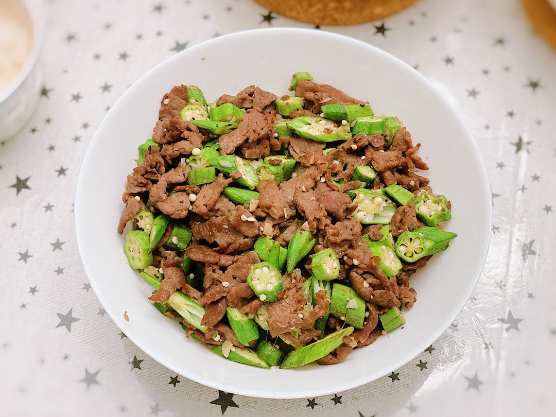 秋葵炒牛肉，才是秋葵的正确打开方式