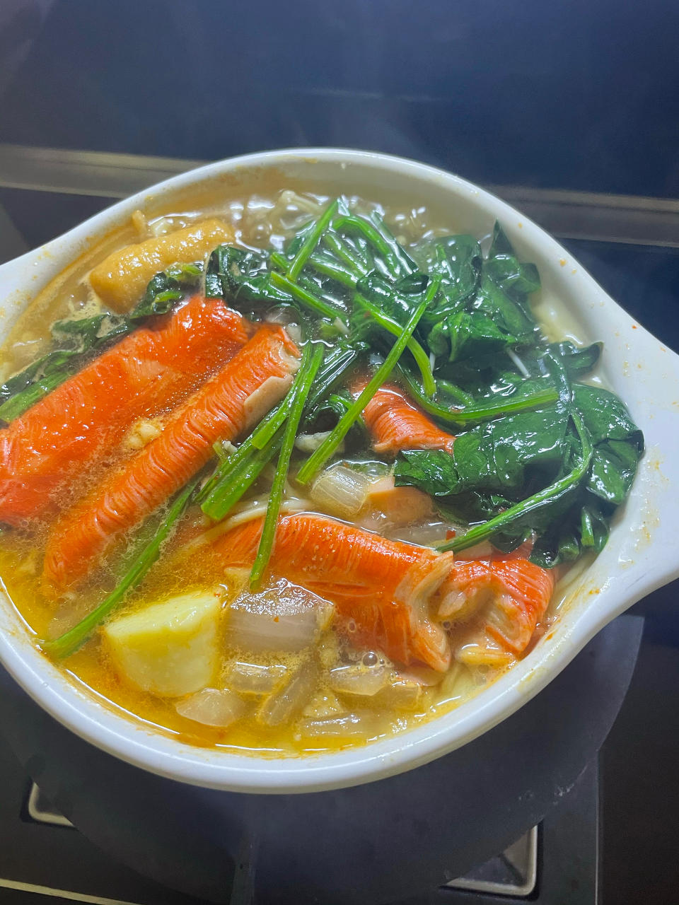 砂锅金针菇豆腐煲｜汤汁都不剩的好吃