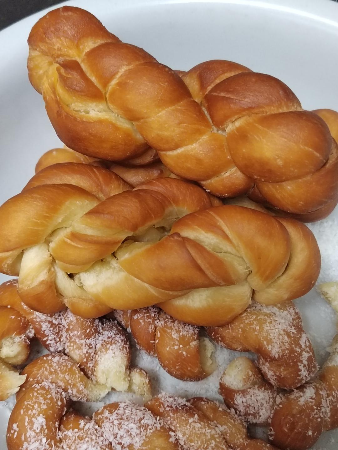 纯奶手撕吐司的做法 步骤1