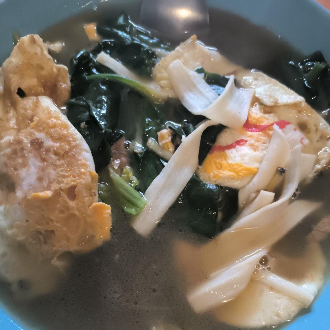 菠菜鸡蛋汤