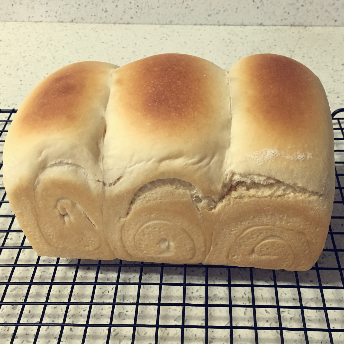 早餐白吐司          （庞多米 Pain de mie）