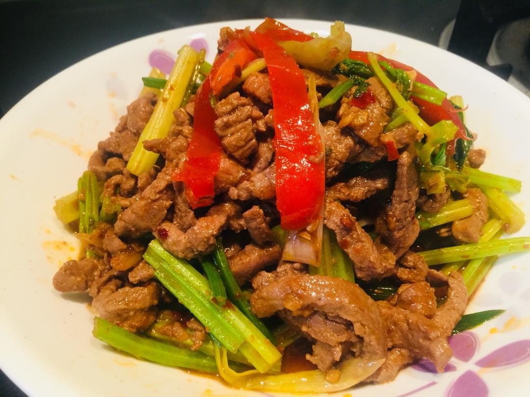 香芹牛肉丝