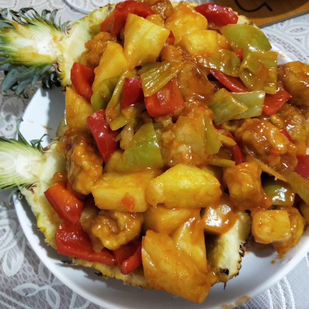 菠萝咕噜肉