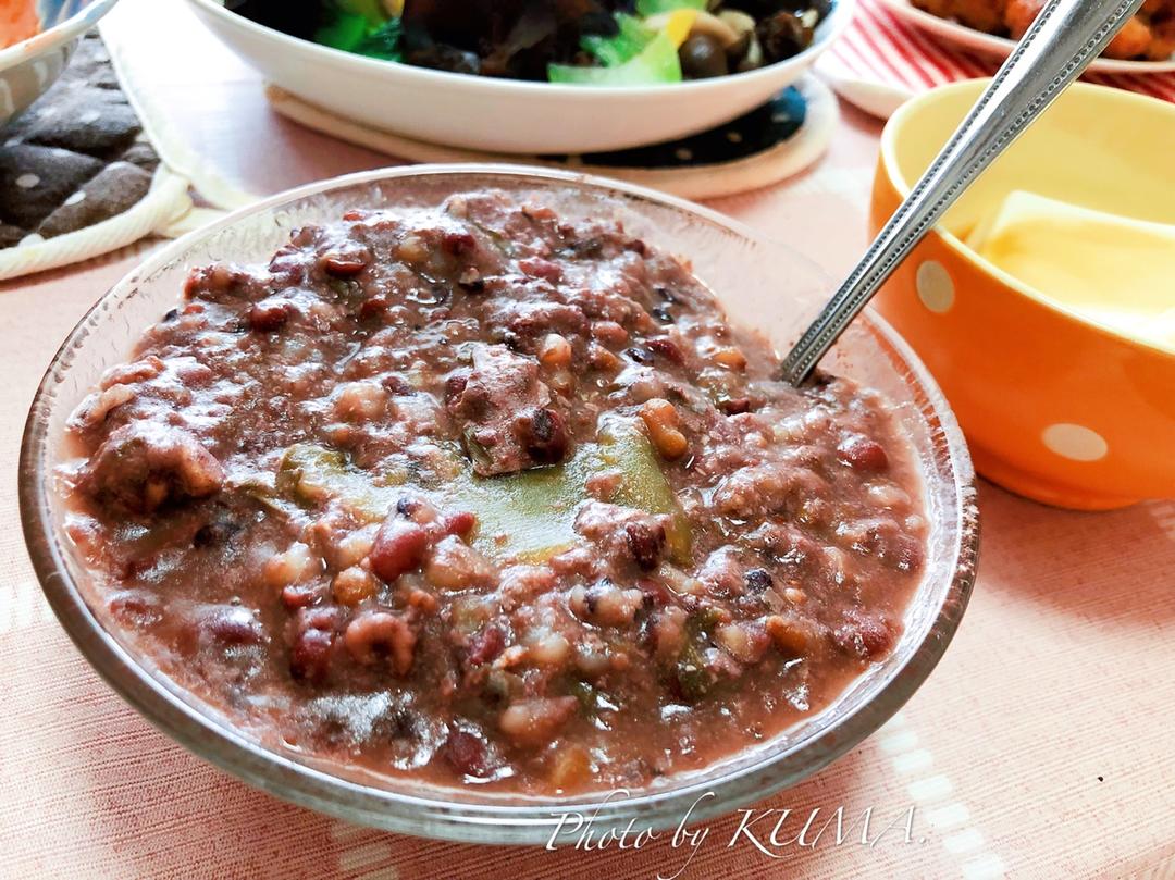 豆浆杂粮粥（别名：回归正轨粥）丨健康·三餐