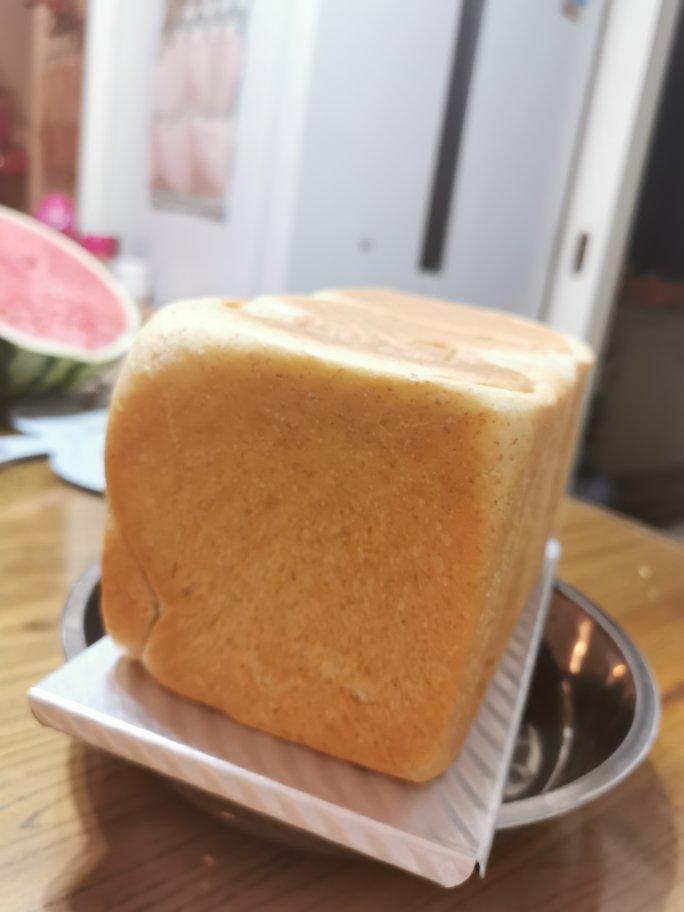 全家都爱吃的健康全麦吐司，新手也能做