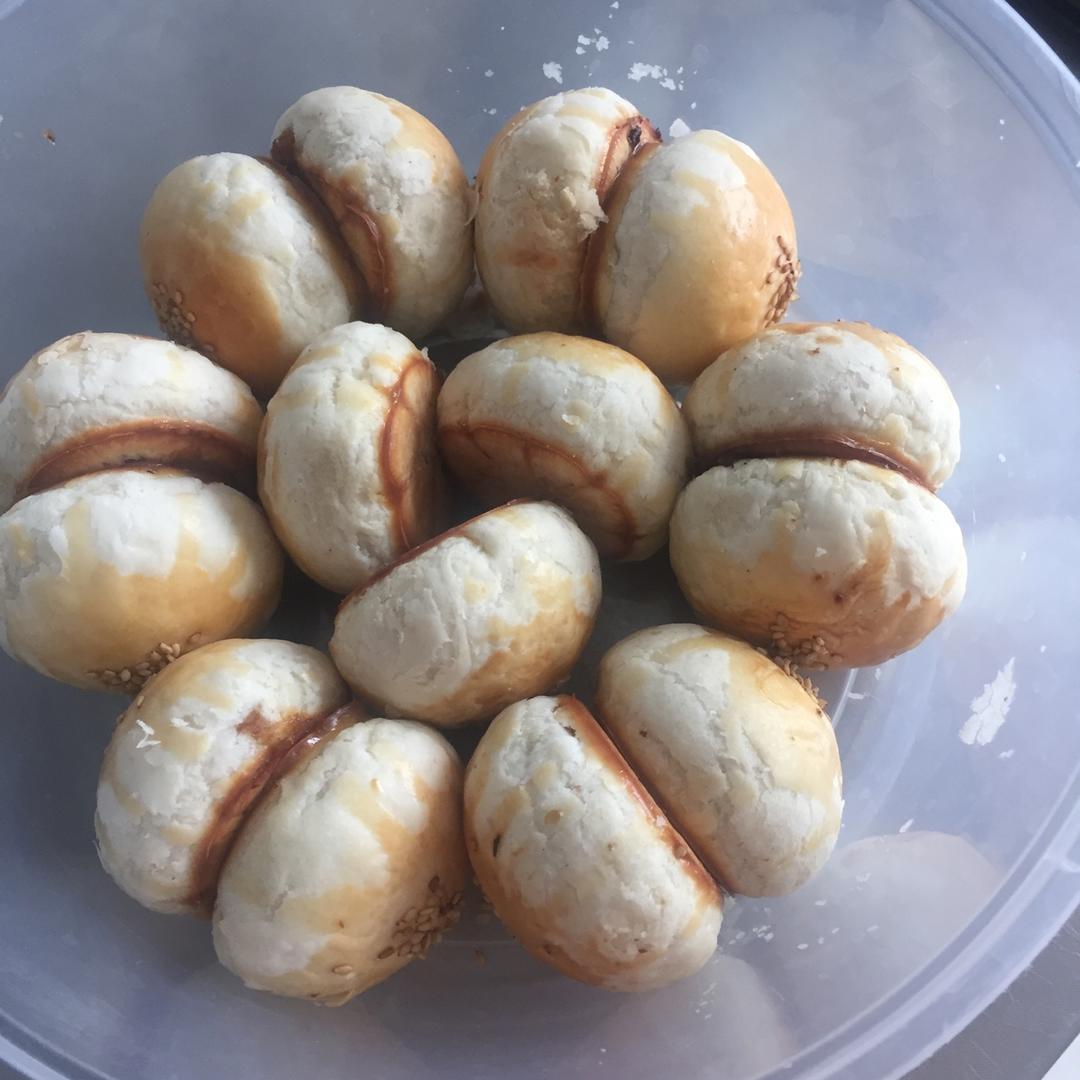 泳式鲜肉榨菜月饼