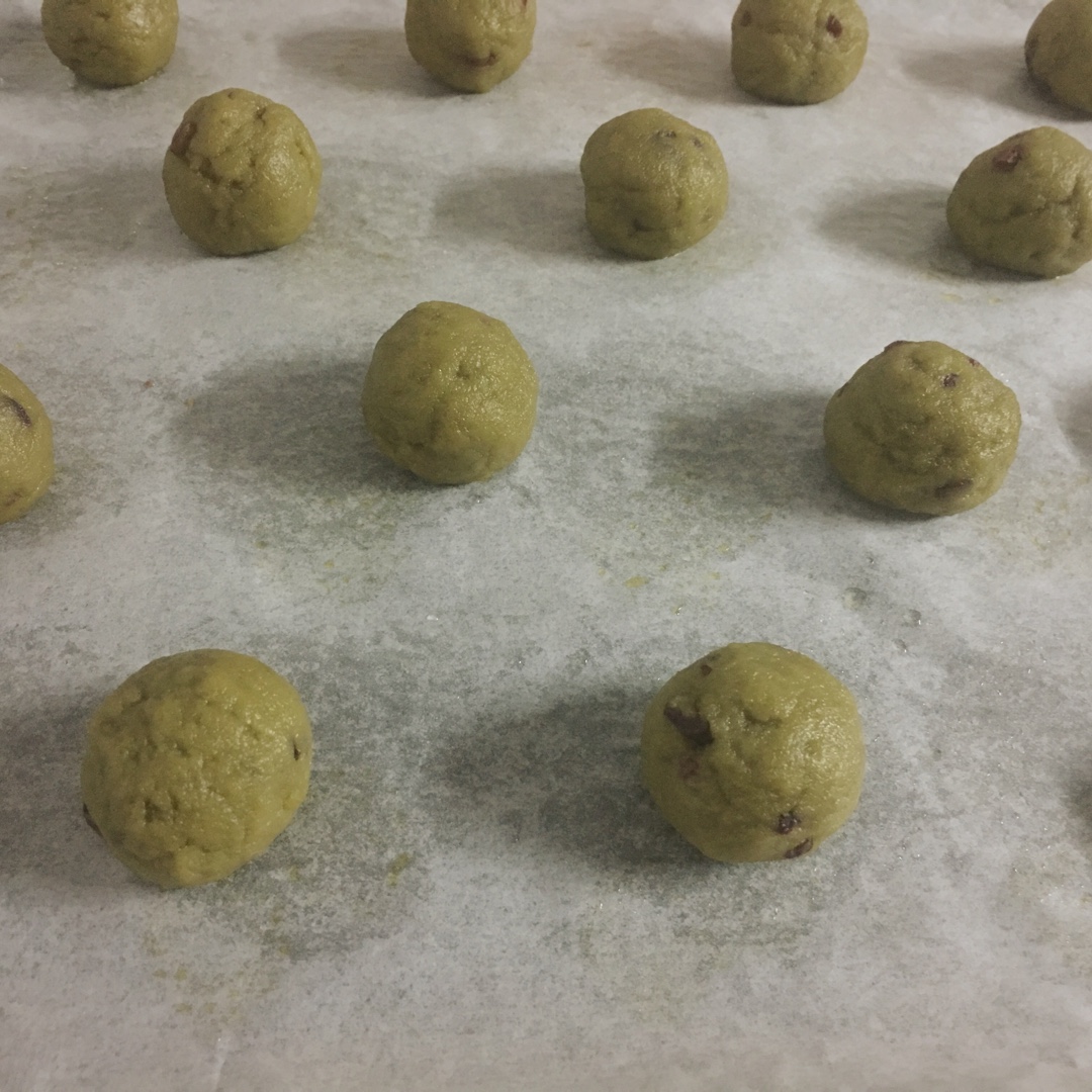 抹茶蔓越莓麻薯包（不回缩）