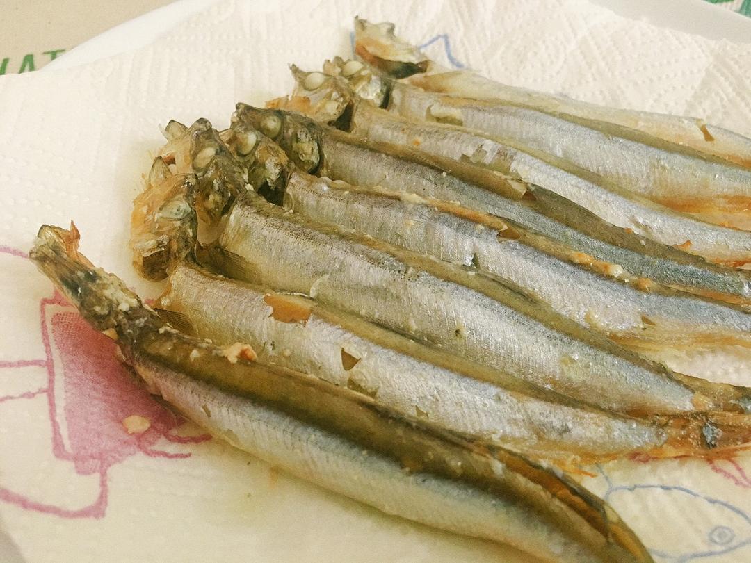 香煎椒盐多春鱼