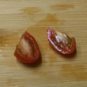 玫瑰草莓x爱心番茄的做法 步骤5