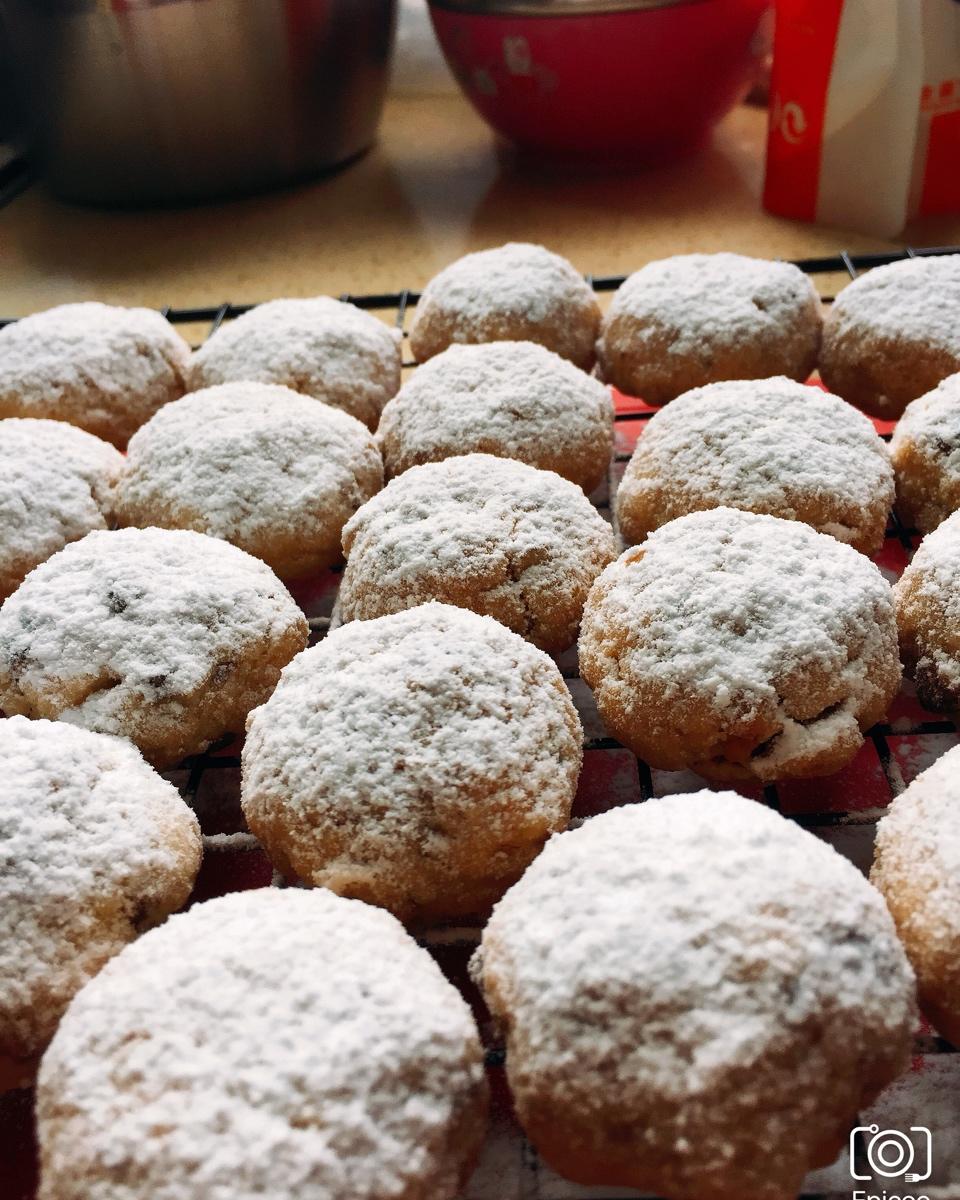 小嶋流美的山核桃雪球饼