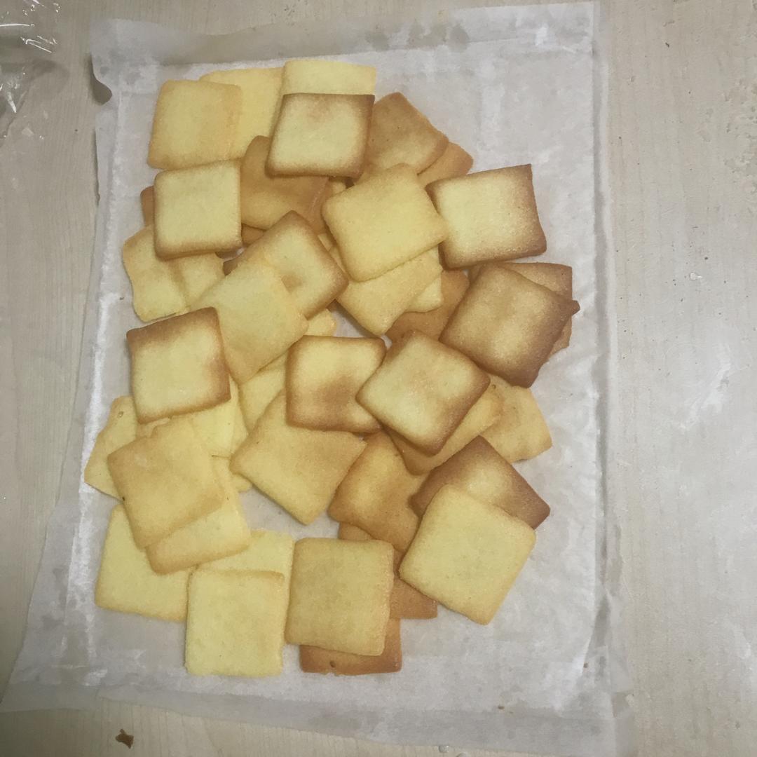 白色恋人夹心薄饼（详细过程，抹面技巧，饼干配方分析，各材料分析）