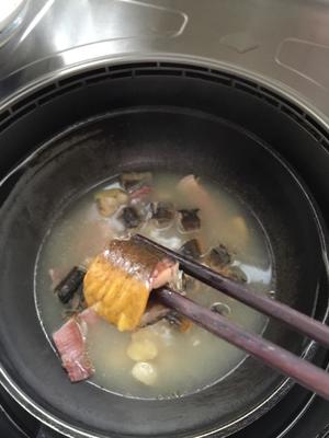 野生鳝筒咸肉汤的做法 步骤12