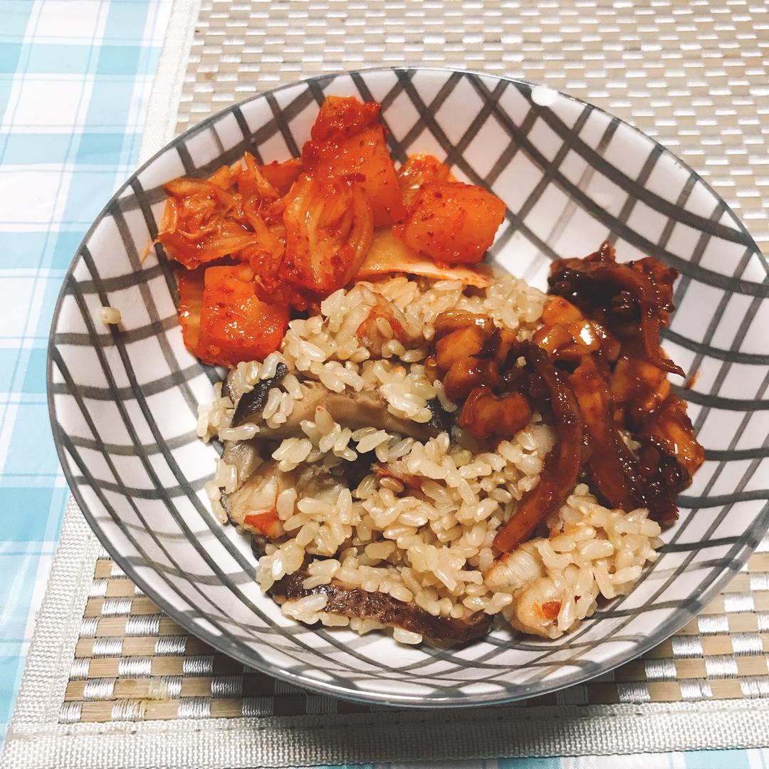 香菇芋头炊饭