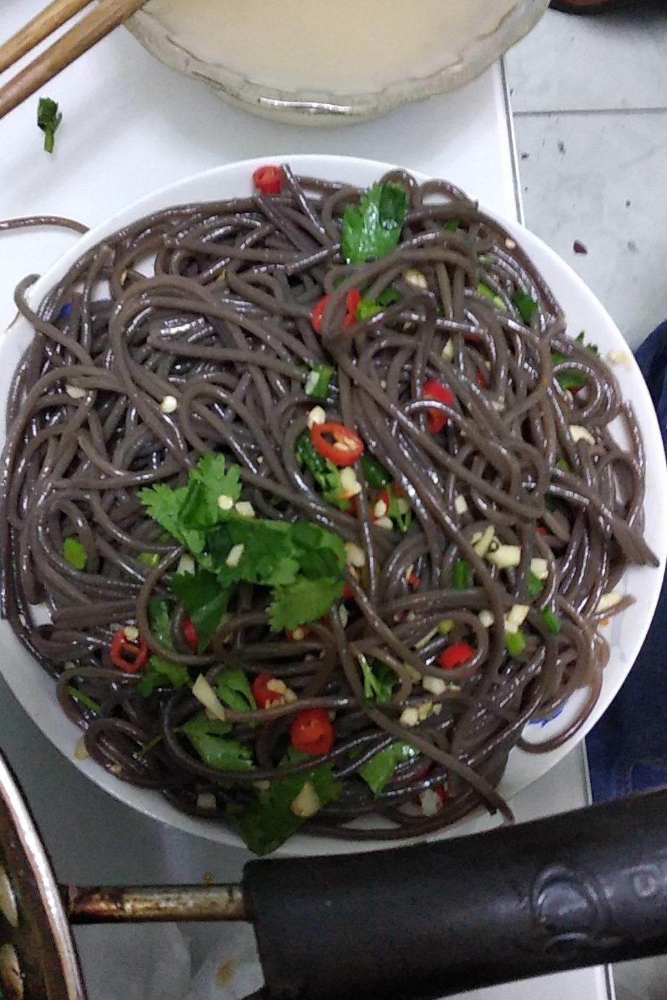 下饭凉拌蕨根粉丝