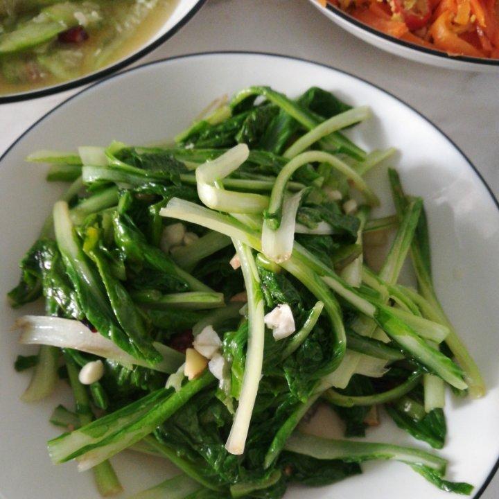 炒小白菜