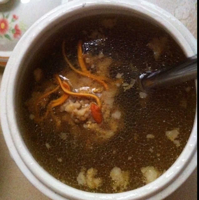 虫草花煲瘦肉
