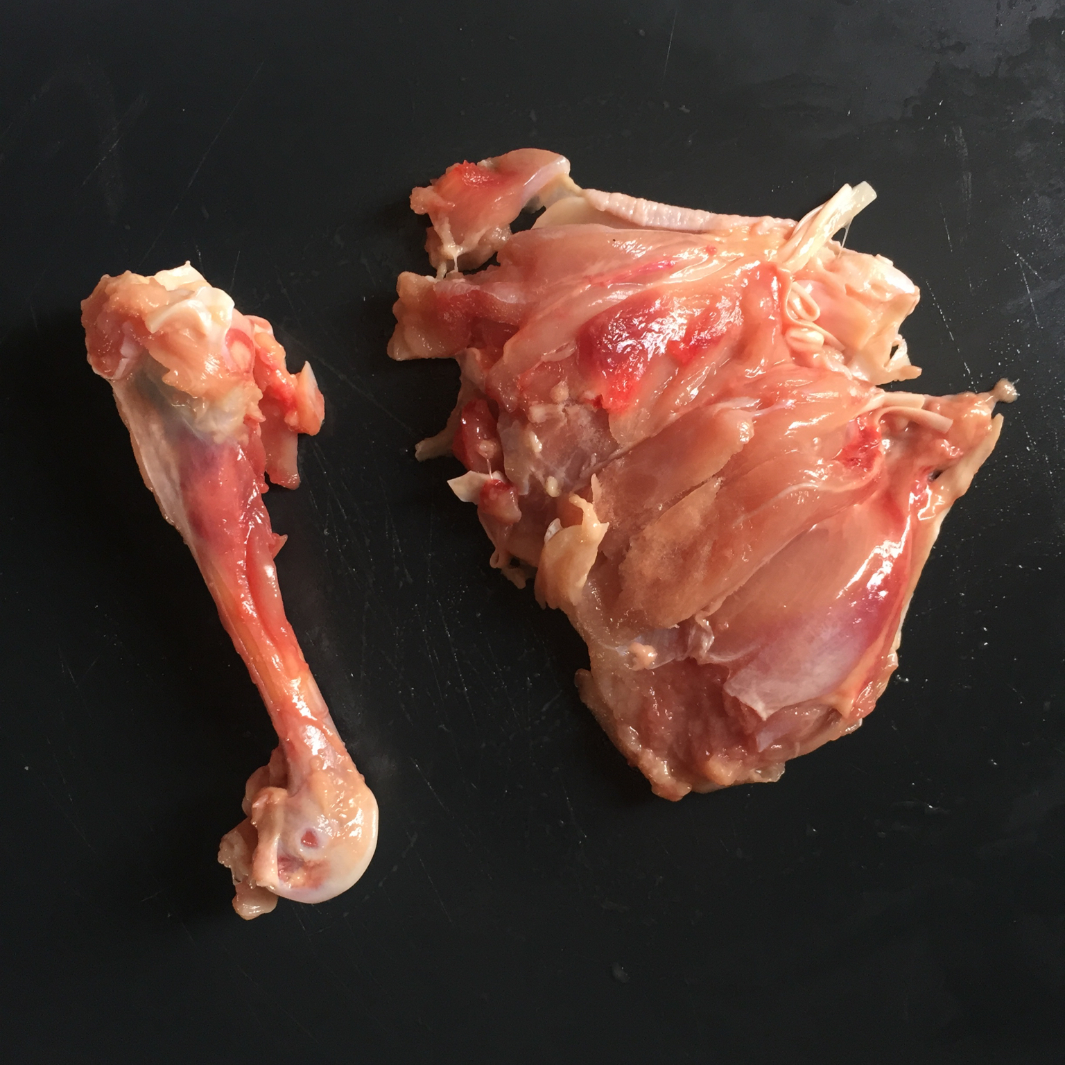 鸡腿妹小郭做的快速鸡腿去骨