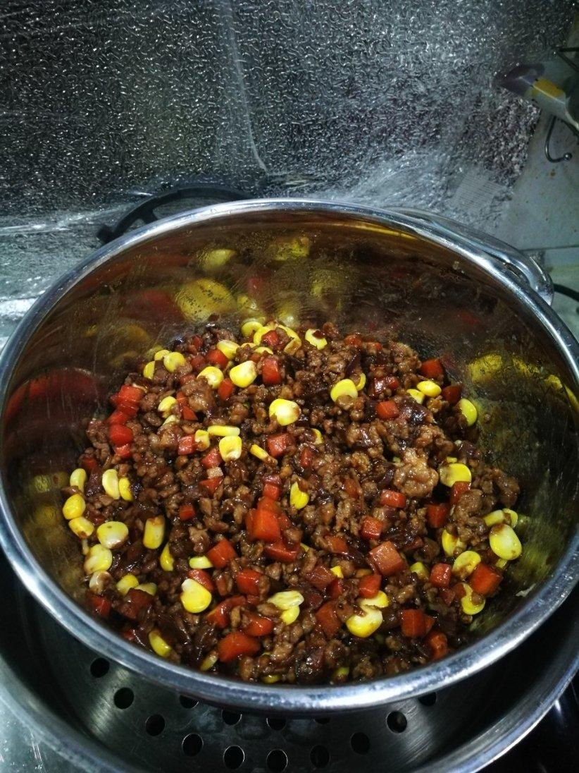 洋葱酱肉丁包子